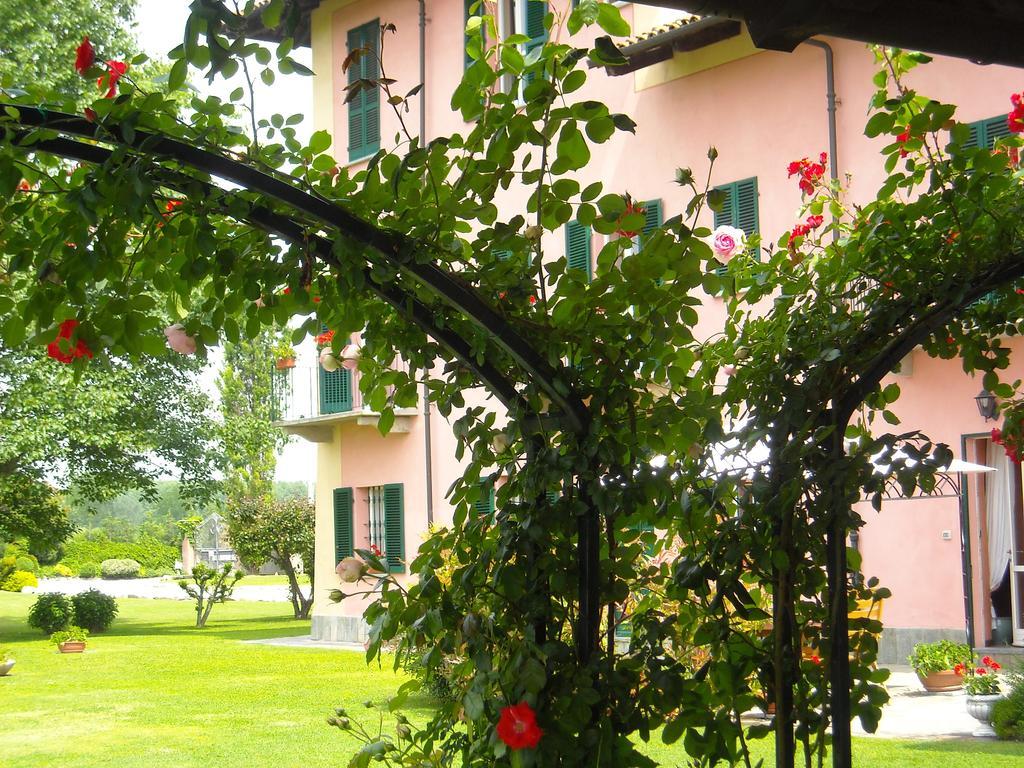 Torre Dei Frati Bed & Breakfast Fossano Exterior foto