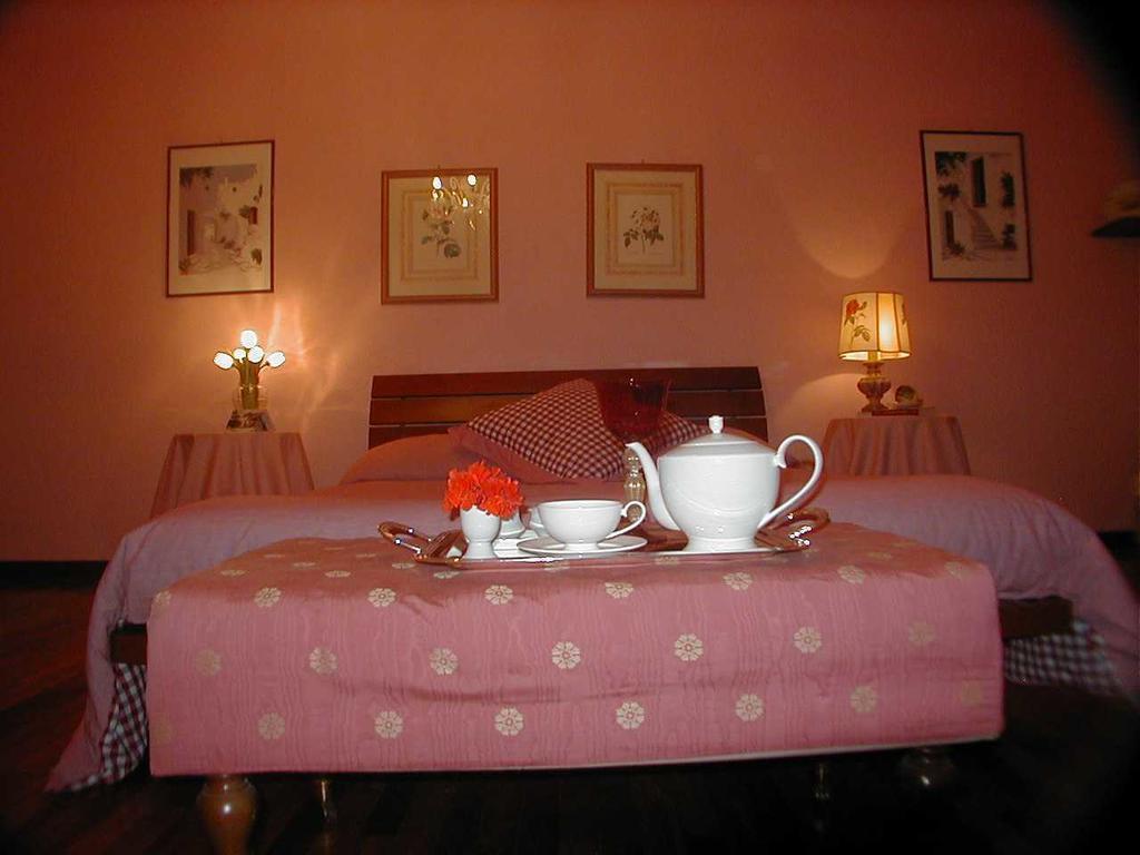 Torre Dei Frati Bed & Breakfast Fossano Quarto foto